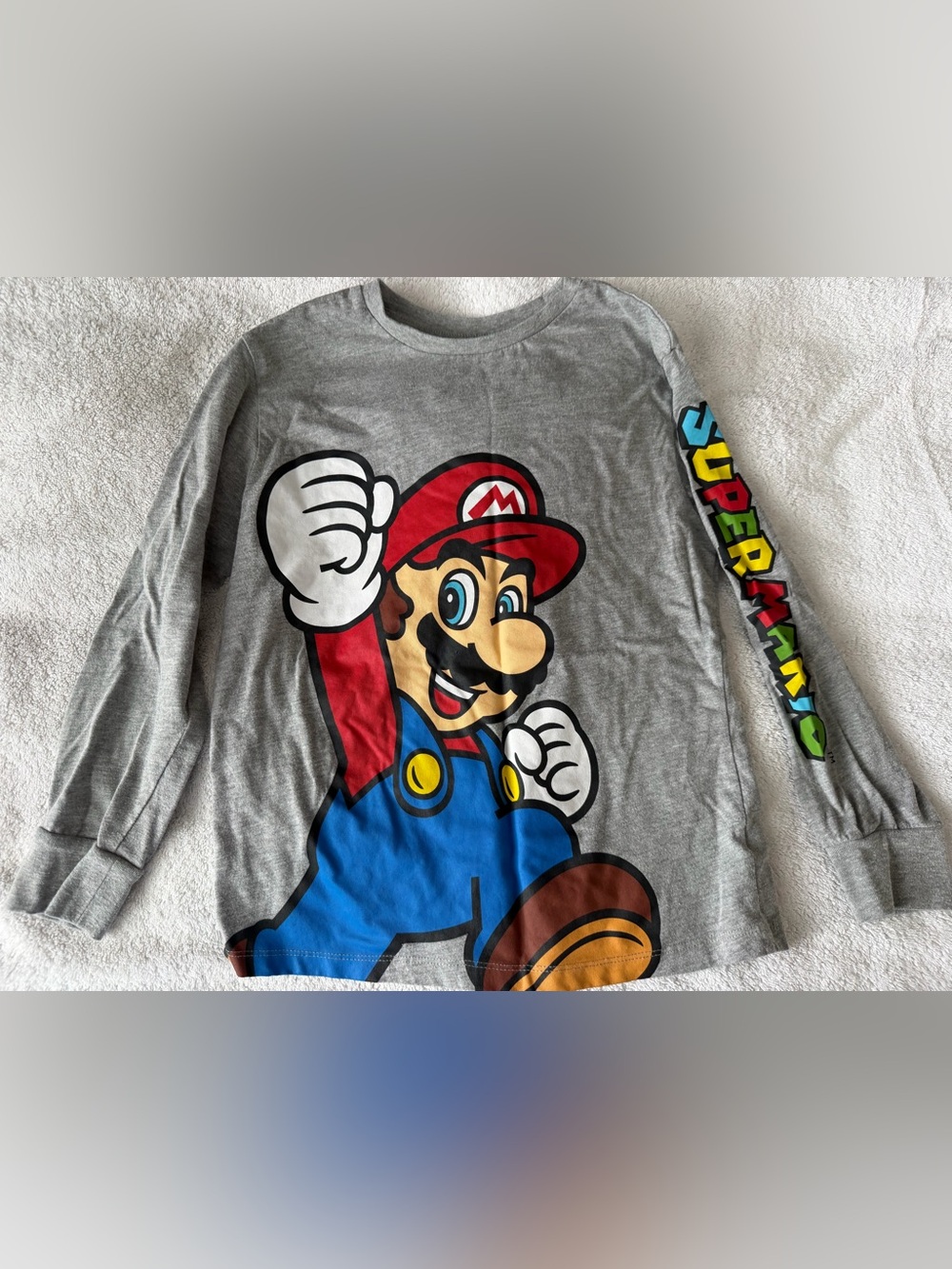 Nintendo Super Mario Gray boys long sleeve Tee size 8